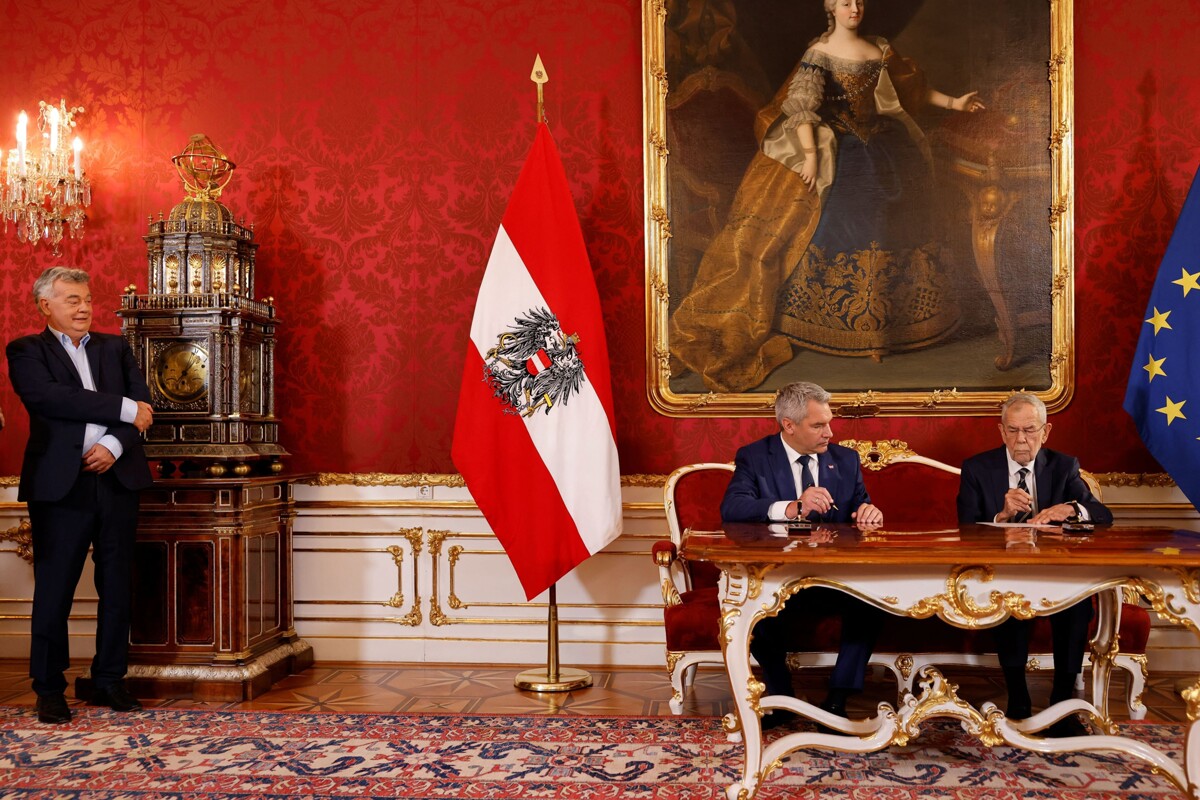 Президент Австрии начинает коалиционные переговоры